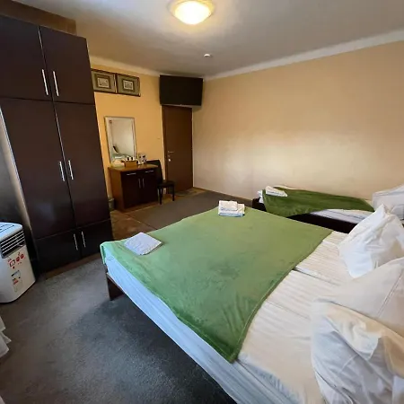 451 Rooms-3